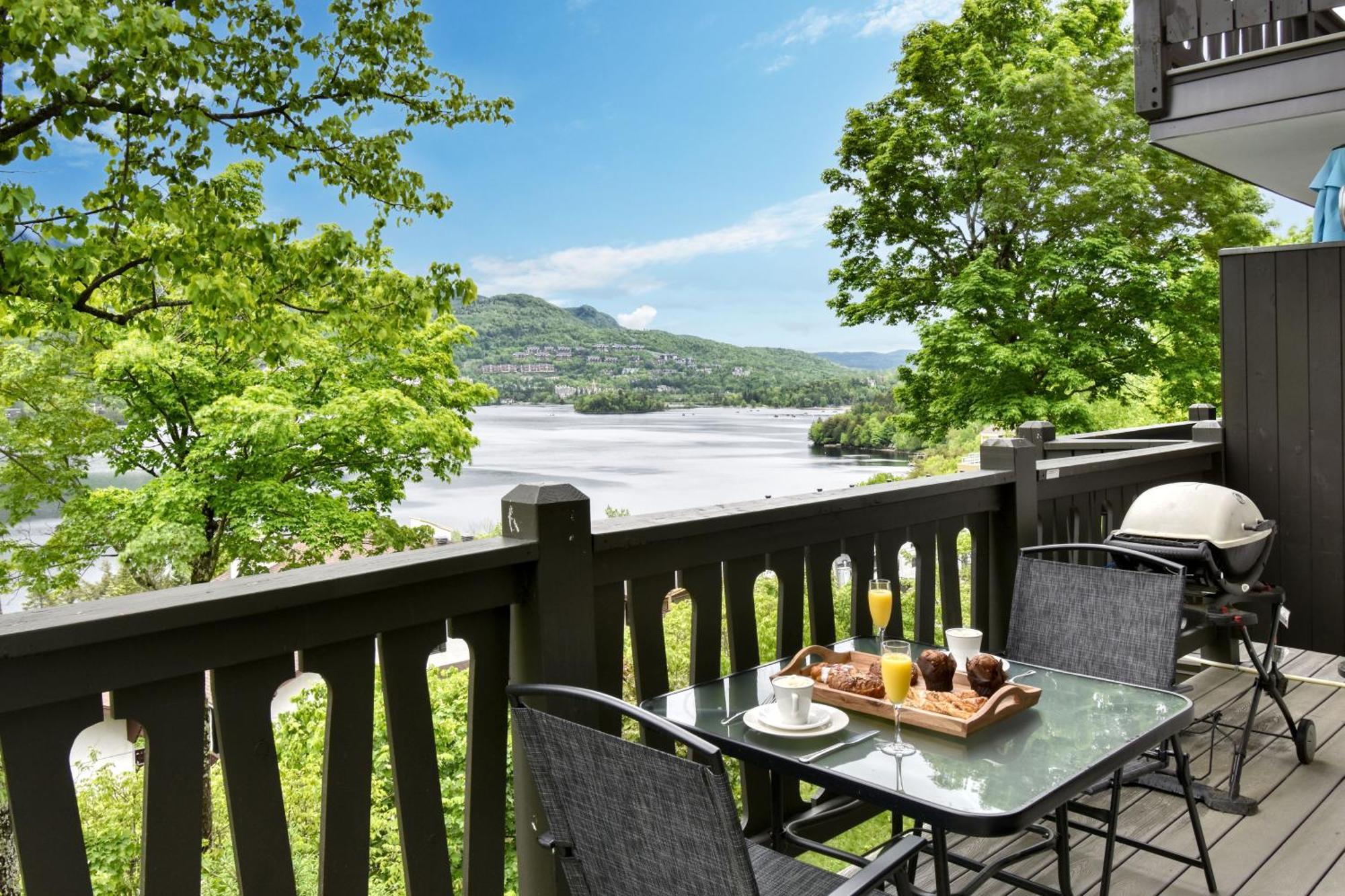 Stunning Condo - View On Lake Tremblant & Mountain Mont-Tremblant Buitenkant foto